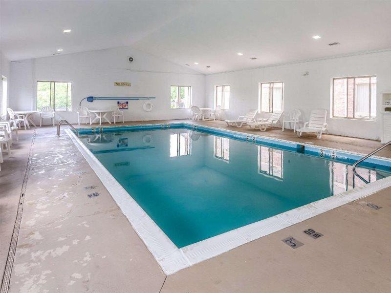 Comfort Inn & Suites Christiansburg I-81 מראה חיצוני תמונה