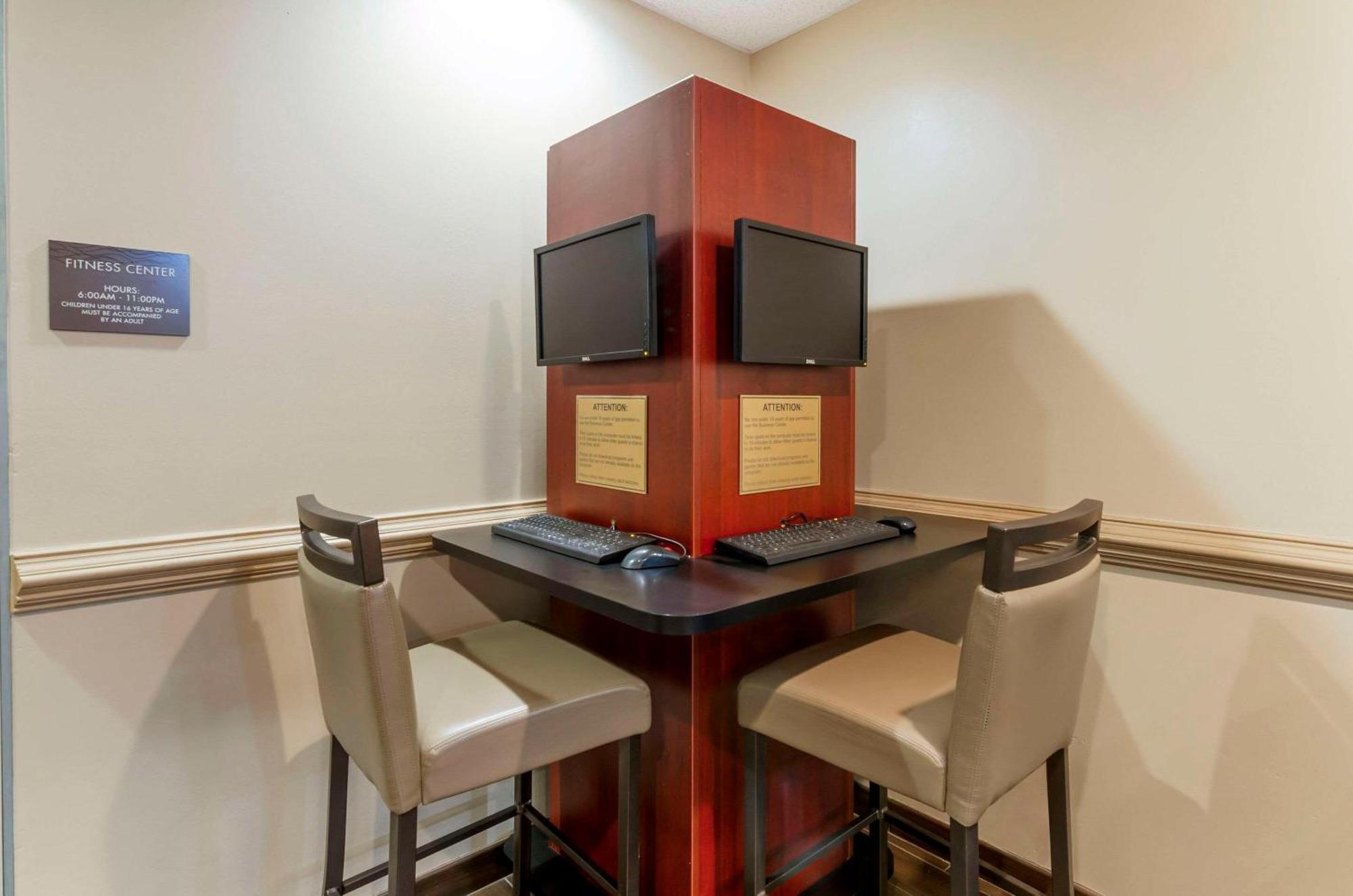 Comfort Inn & Suites Christiansburg I-81 מראה חיצוני תמונה