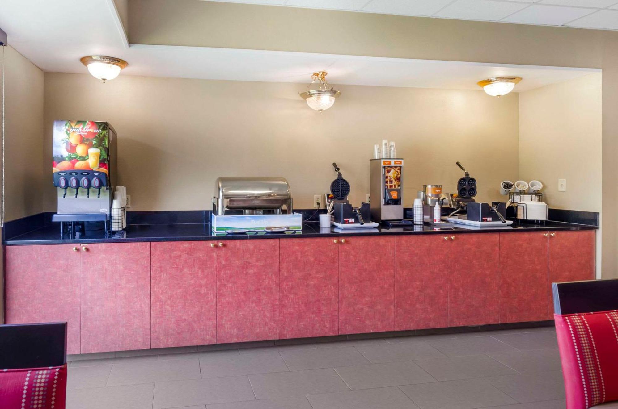 Comfort Inn & Suites Christiansburg I-81 מראה חיצוני תמונה