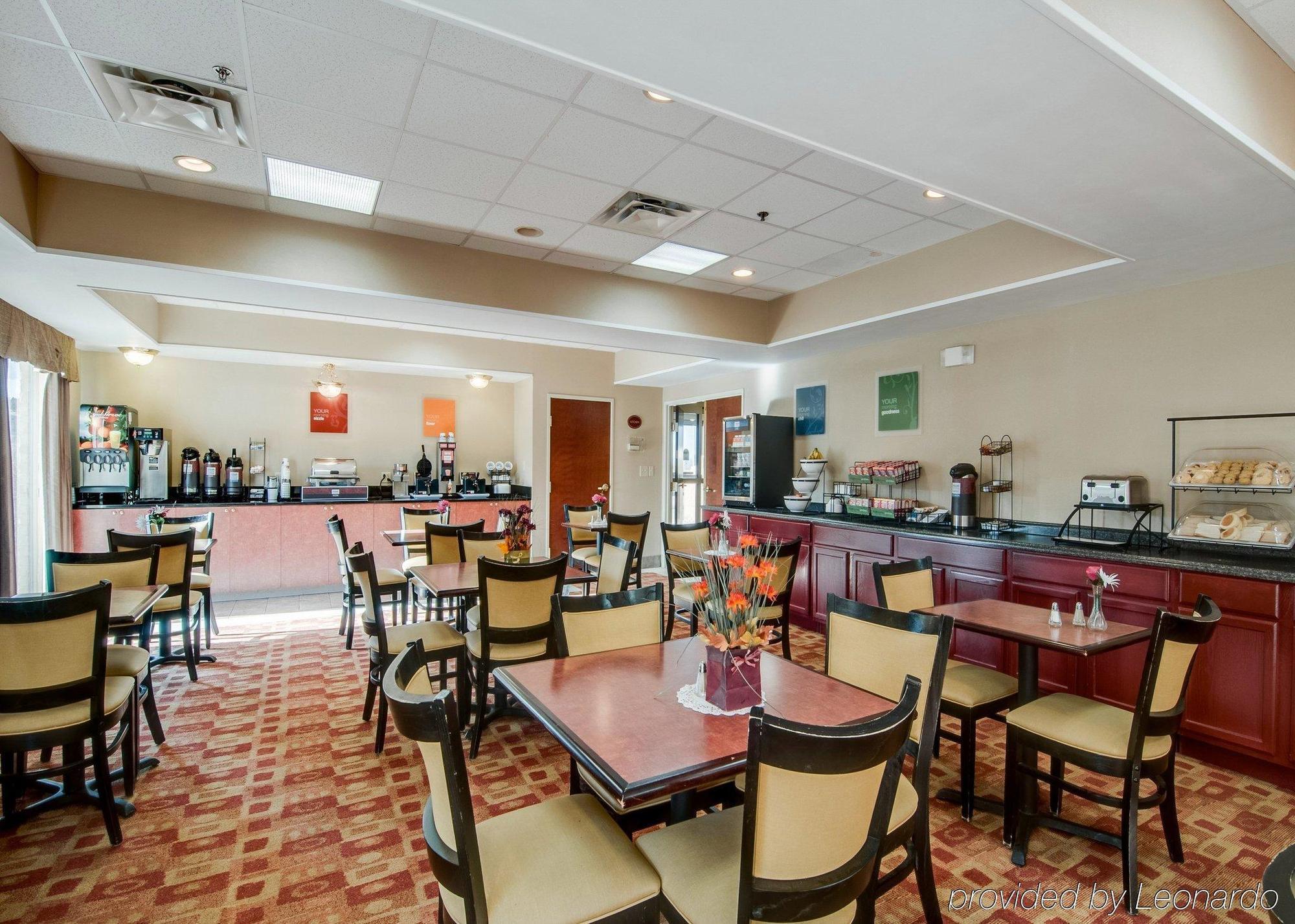 Comfort Inn & Suites Christiansburg I-81 מראה חיצוני תמונה