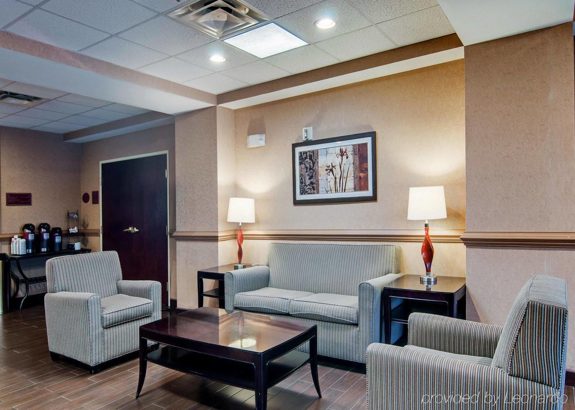 Comfort Inn & Suites Christiansburg I-81 מראה חיצוני תמונה